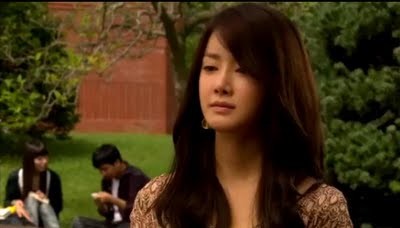 Lee Si-young Fotoğrafı