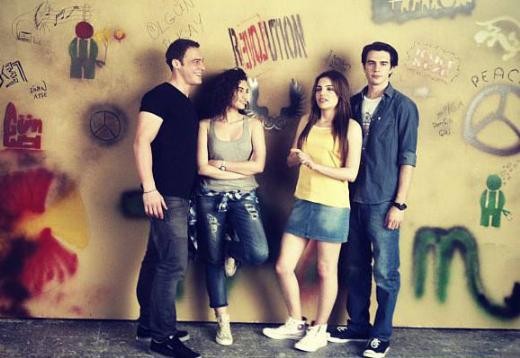 Hande Doğandemir Fotoğrafı