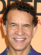 Brian Stokes Mitchell fotoğrafı