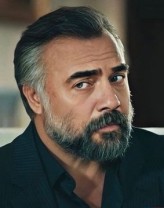 Oktay Kaynarca fotoğrafı