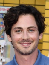 Logan Lerman fotoğrafı