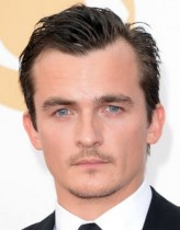 Rupert Friend fotoğrafı