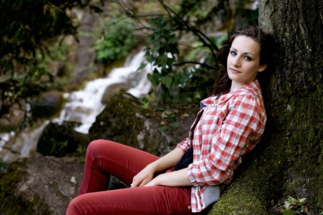 Karoline Teska Fotoğrafı