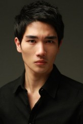 Um Tae-goo fotoğrafı