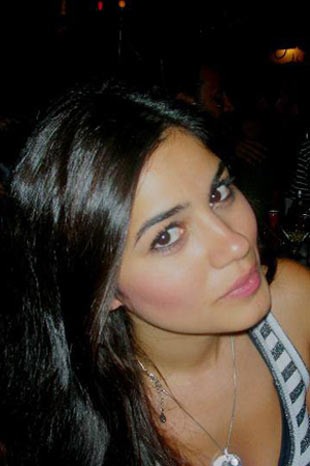 Zeynep Çamcı Fotoğrafı