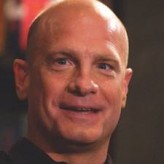 Jim Uhls fotoğrafı