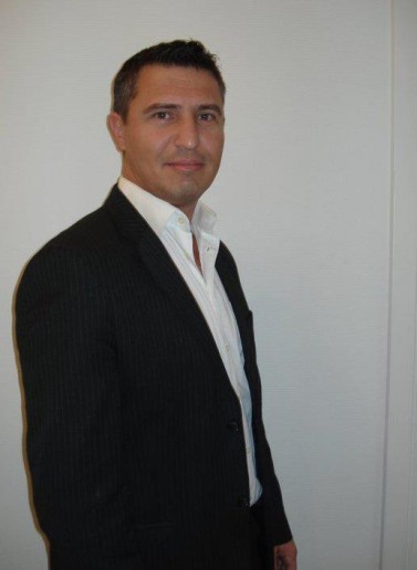 Yüksel Akdag Fotoğrafı