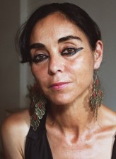 Shirin Neshat fotoğrafı