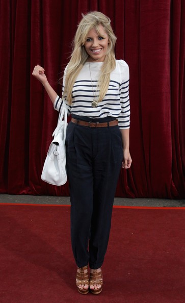 Mollie King Fotoğrafı