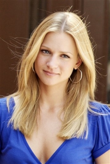 A.J. Cook Fotoğrafı
