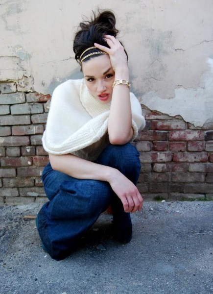 Crystal Reed Fotoğrafı