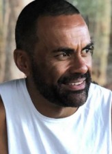 Michael Tuahine fotoğrafı