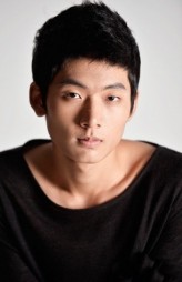 Seo Young-joo fotoğrafı