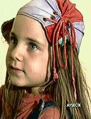 Ecem Kanun Fotoğrafı