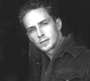 Dean Armstrong Fotoğrafı