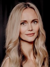 Jayne Wisener fotoğrafı