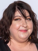 Ashlie Atkinson fotoğrafı