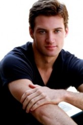 Cru Ennis fotoğrafı