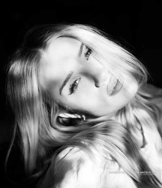 Rosie Huntington-Whiteley Fotoğrafı