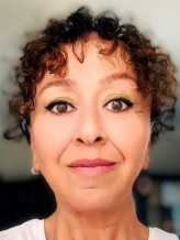 Şebnem Sönmez fotoğrafı