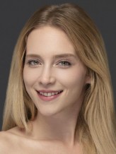 Hayal Köseoğlu fotoğrafı