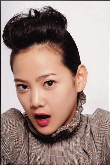 Yoon Seung-ah fotoğrafı