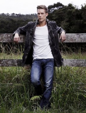 Tim Pocock fotoğrafı