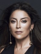 Aşkın Nur Yengi fotoğrafı