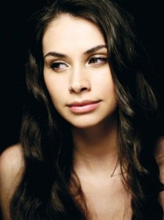 Begüm Birgören Fotoğrafı