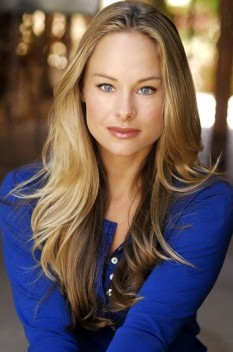 Alyshia Ochse fotoğrafı