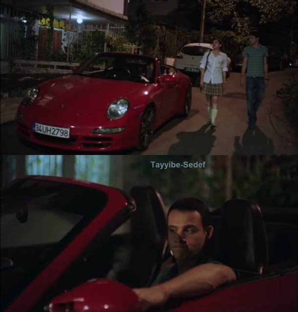 Kerem Bürsin Fotoğrafı