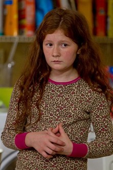 Emma Kenney Fotoğrafı