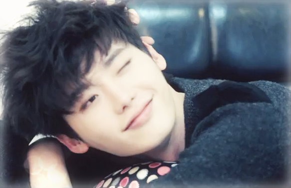 Lee Jong-suk Fotoğrafı