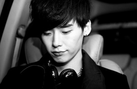 Lee Jong-suk Fotoğrafı