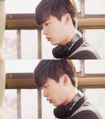 Lee Jong-suk Fotoğrafı