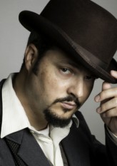 Steve Corona fotoğrafı