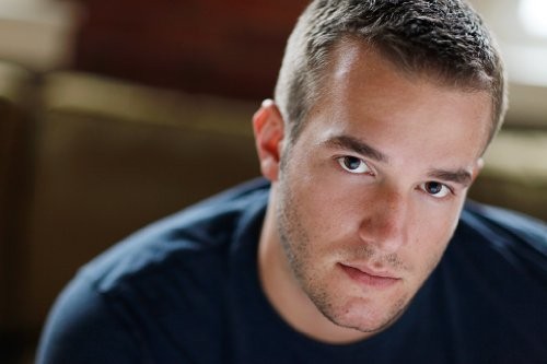 Andy Favreau fotoğrafı