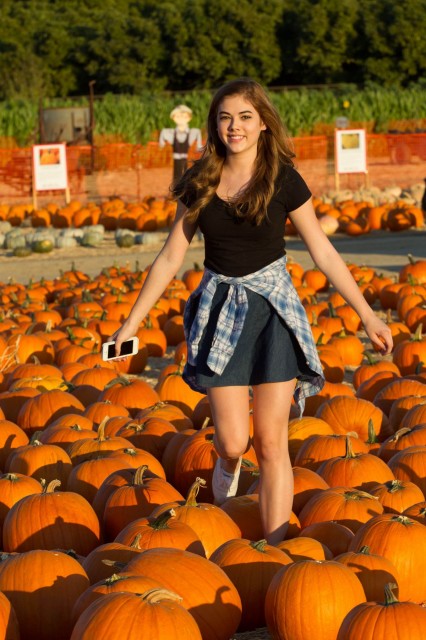 McKaley Miller Fotoğrafı