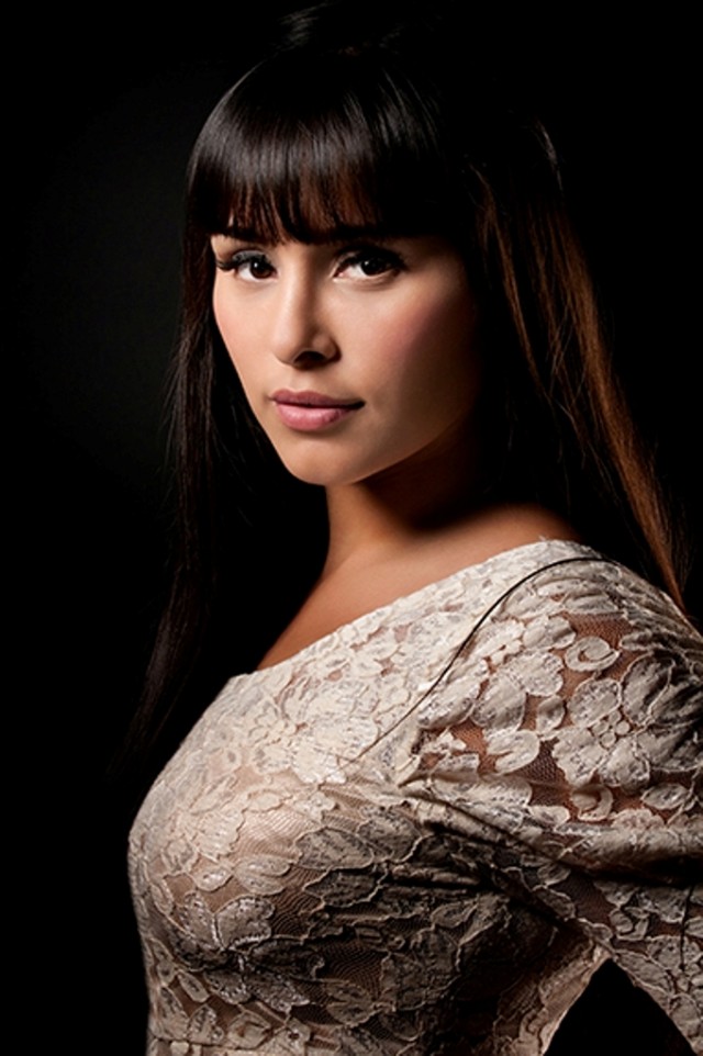 Carina Aviles Fotoğrafı