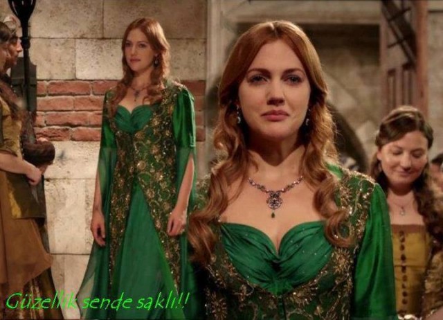 Meryem Uzerli Fotoğrafı