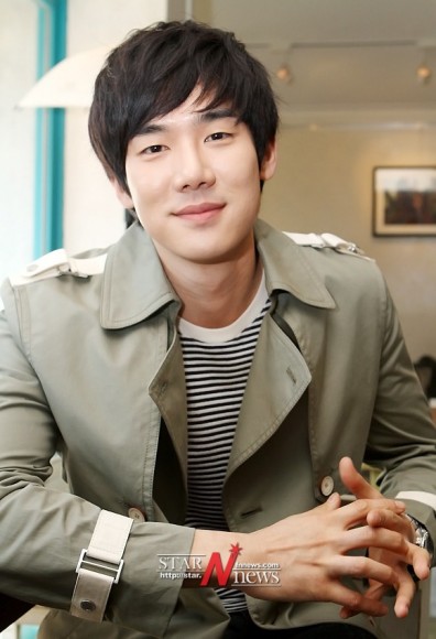 Yoo Yun-suk Fotoğrafı