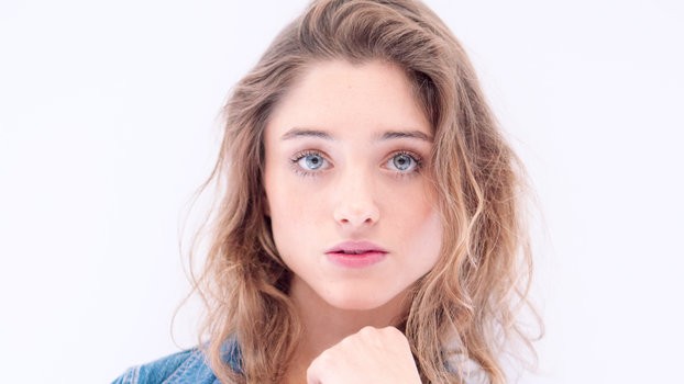 Natalia Dyer Fotoğrafı