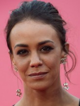 Alice Belaïdi fotoğrafı