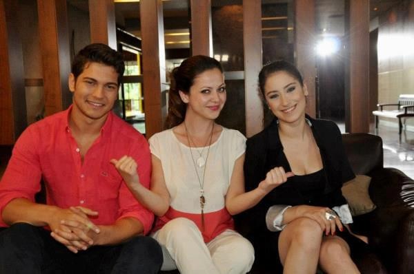 Hazal Kaya Fotoğrafı