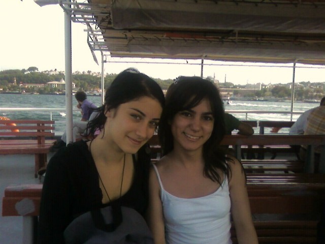 Hazal Kaya Fotoğrafı