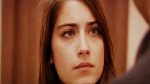 Hazal Kaya Fotoğrafı