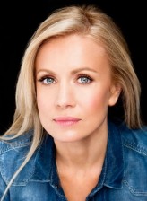 Stephanie Vogt fotoğrafı