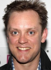 Sam Troughton fotoğrafı