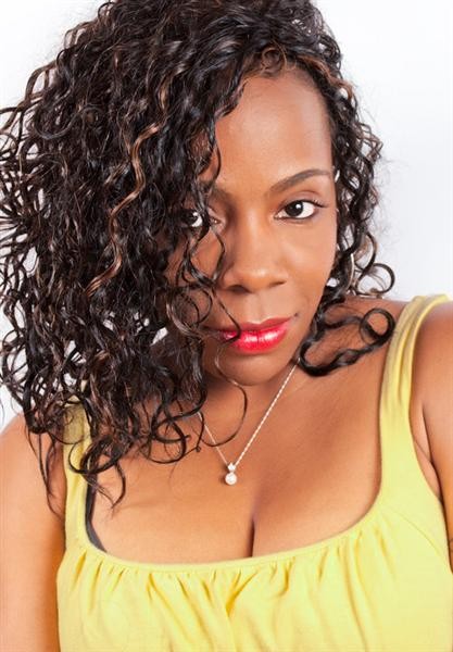 Anita Nicole Brown Fotoğrafı