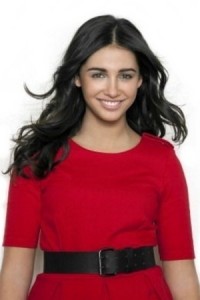 Naomi Scott Fotoğrafı